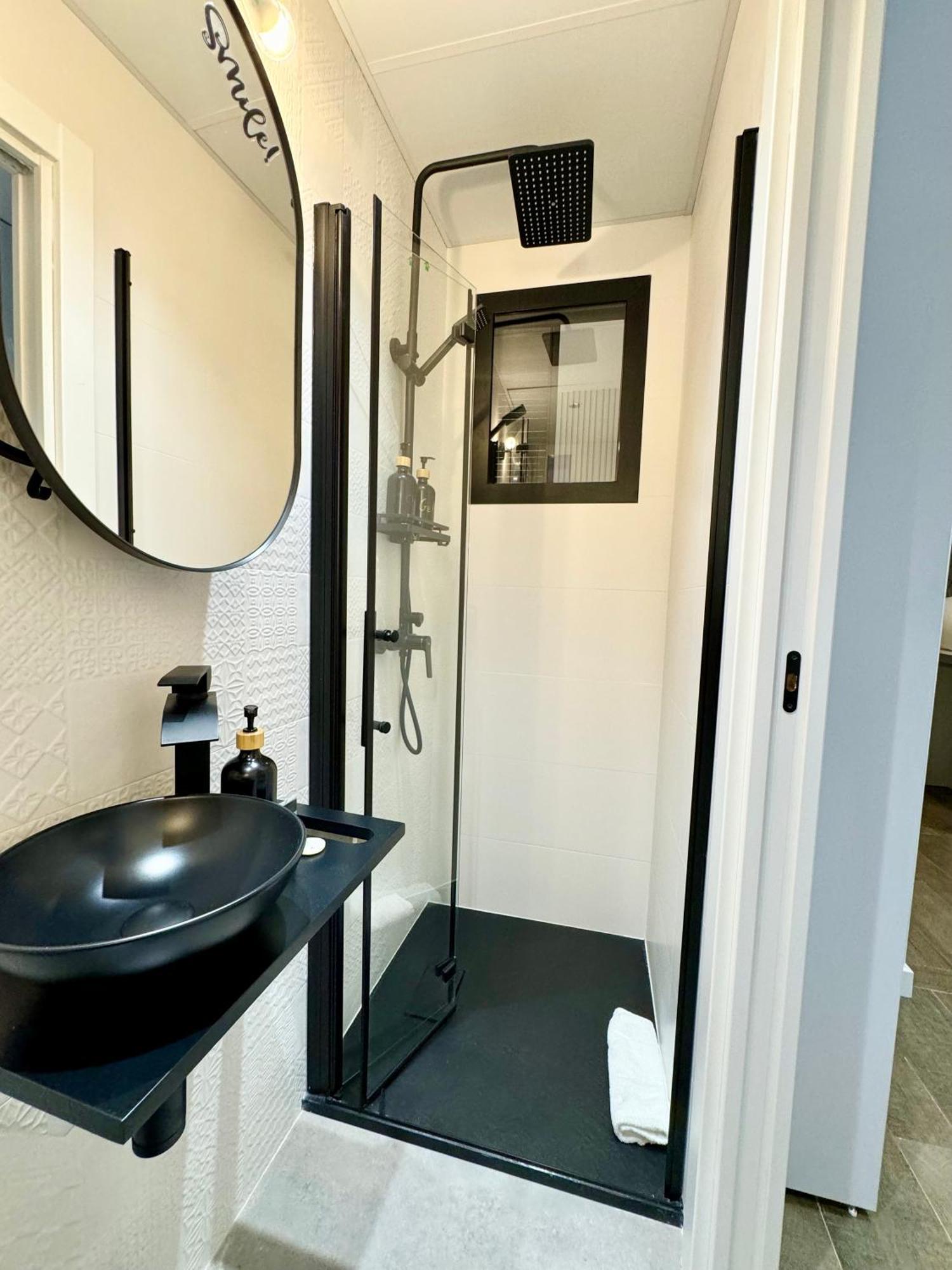 Luxury Flat City Center Full Equipe Non Touristic Madrid Exteriör bild